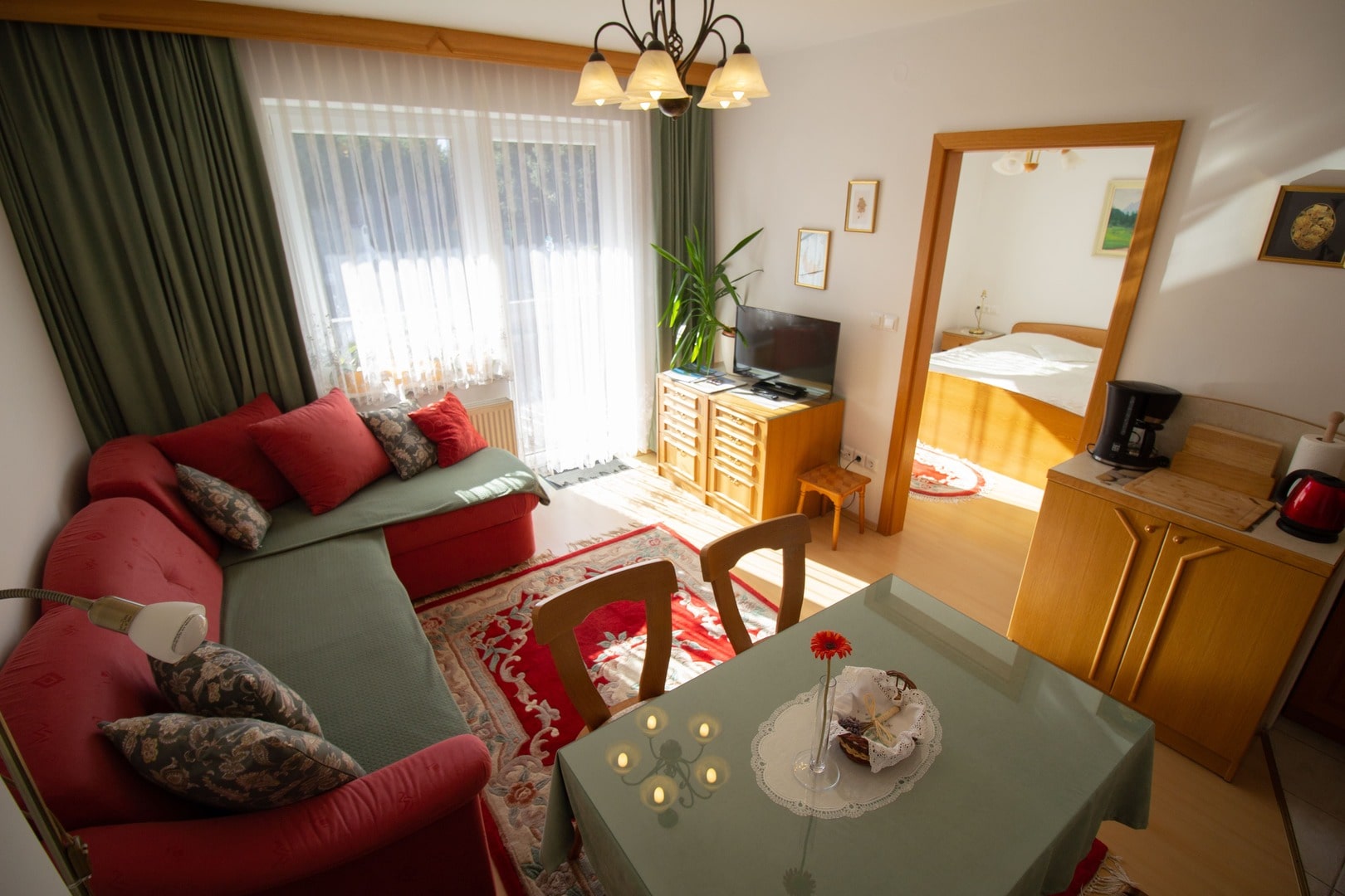 08-min-min The carnation apartment